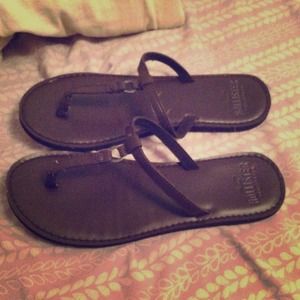 Brown holloster flats