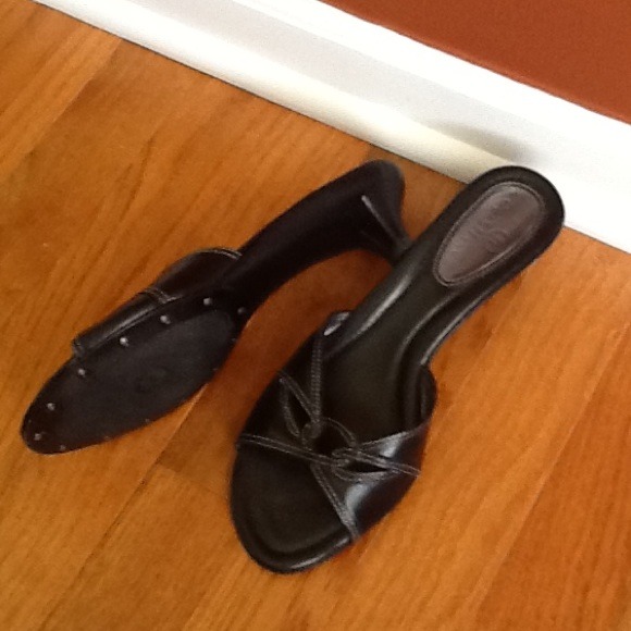 Summer Sandals - Picture 2 of 2