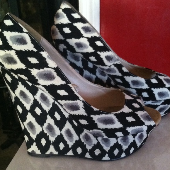 black and white wedge heels