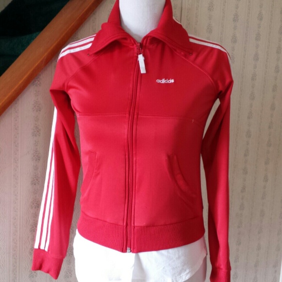 Adidas Tops - *REDUCED*Warm up jacket Adidas sz S red