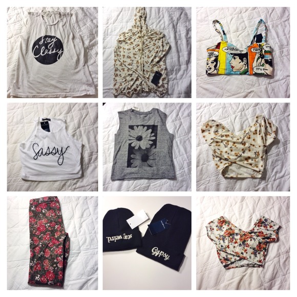 BRANDY MELVILLE - Picture 2 of 4