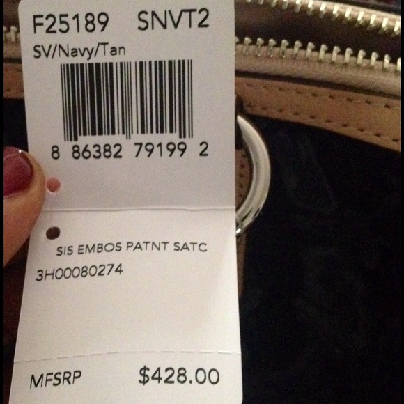 Coach patent leather satchel - Picture 2 of 4