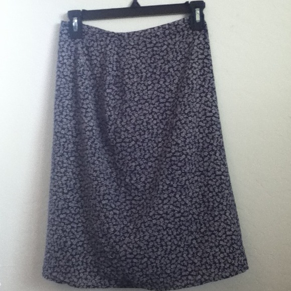 Patterned skirt