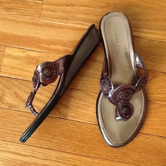 Summer Silver - Picture 2 of 2