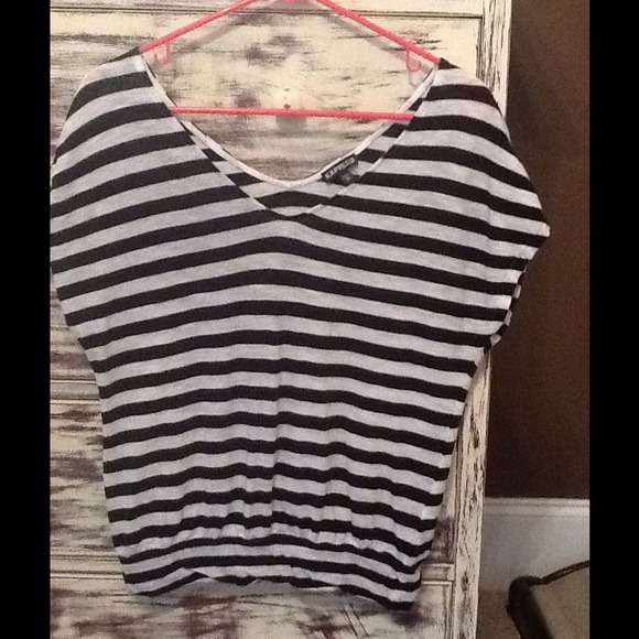 Express black and white top. Size xs