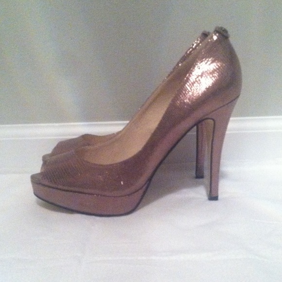 Michael Kors heels - Picture 2 of 3