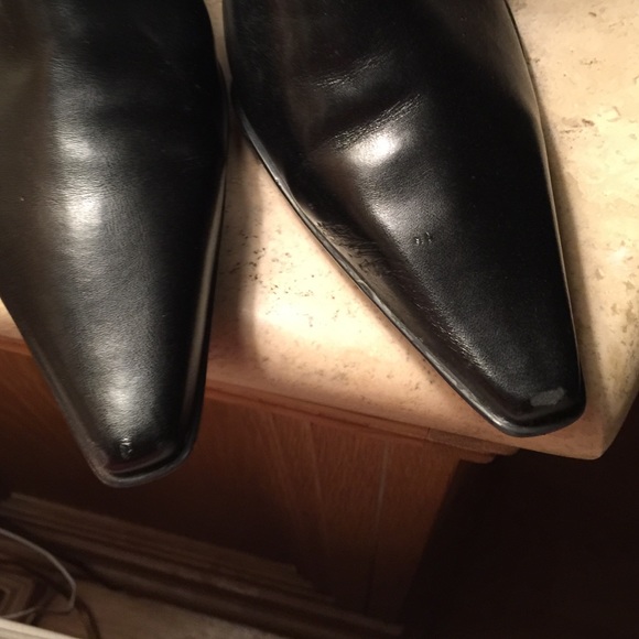 Boots - Picture 3 of 3