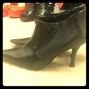 Pointed toe black ankle booties