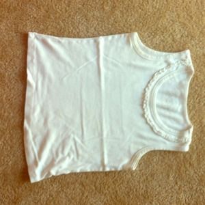 A white short tanktop.