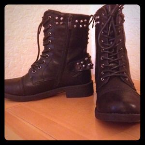 💥Black Combat Boots💥