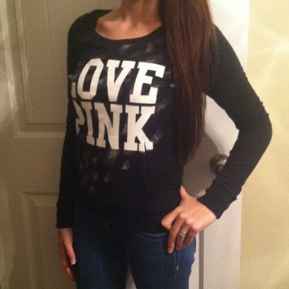 🚫SOLD🚫💕Victorias Secret PINK sweater💕 - Picture 2 of 3