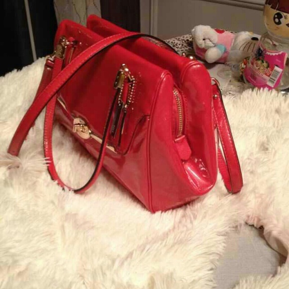 SOLD OUT Very cute red coach handbag