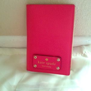 ❌SOLD❌♠Kate Spade Passport Holder Hot Pink ♠