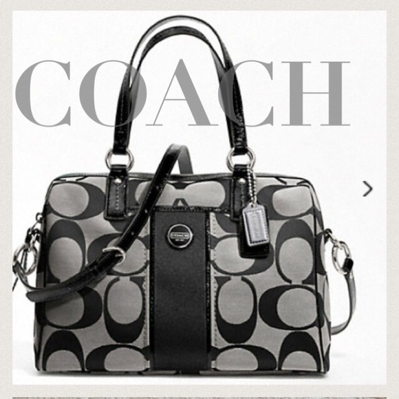 ❌SOLD❌COACH brand new!! REDUCED!!authentic!! 💕 - Picture 1 of 4