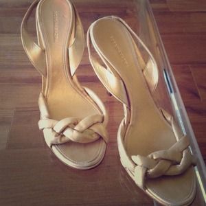 BCBG Holiday Sandal (Gold, 8)