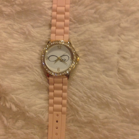 💋LAST CHANCE💋  Gorgeous Love Infinity Watch - Picture 4 of 4