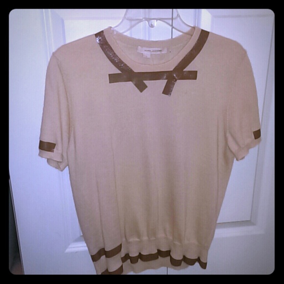 Marc Jacobs tan NWOT cashmere top w/ brown trim