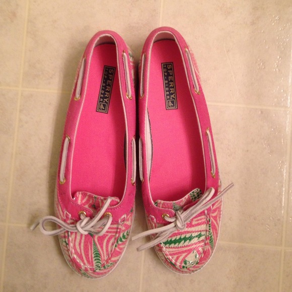 Reserved for @jbrewster Sperry Top-Siders