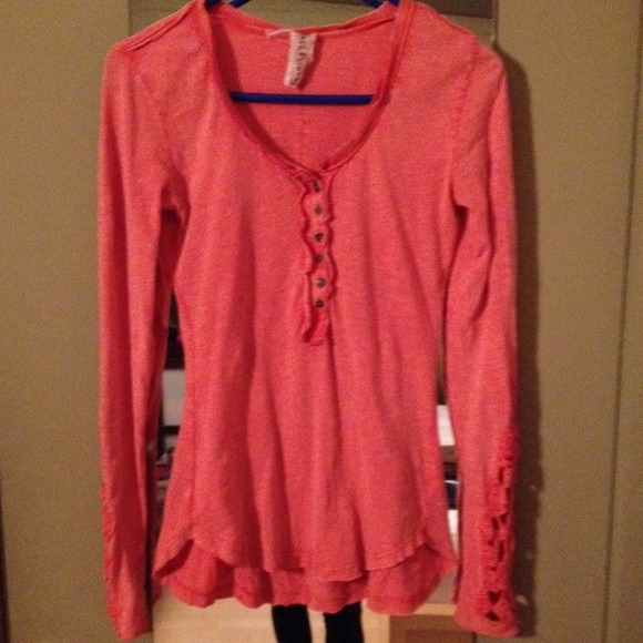 🚫SOLD🚫Free people long sleeve tee.