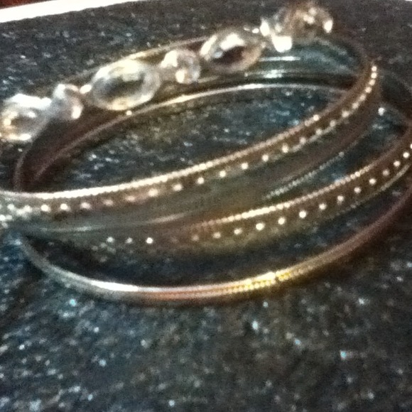 12 silver bracelets - Picture 2 of 3