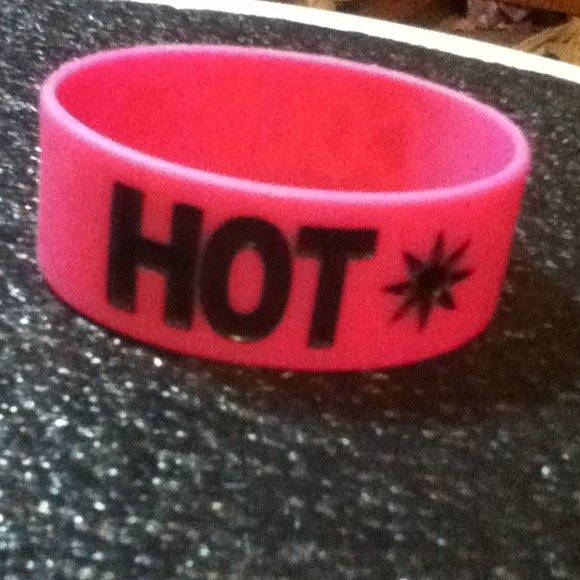 3 bracelets - Picture 3 of 4