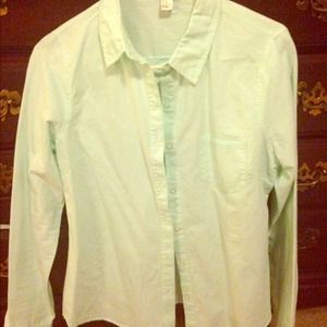 F21 beautiful mint button up blouse!❤️