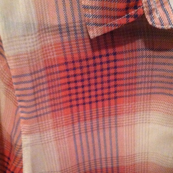 Sheer plaid top - Picture 2 of 4