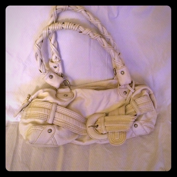 White braided purse