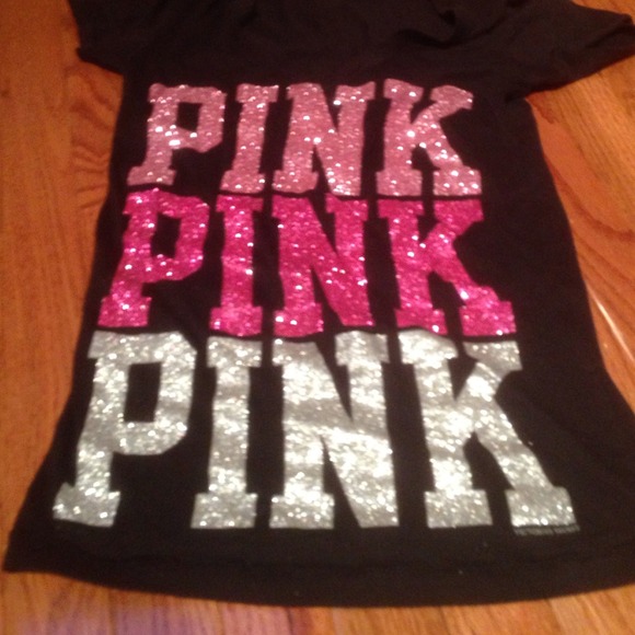 🔴SOLD @vspink 🔴Victoria secret bling tee