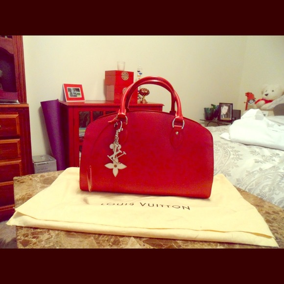 Louis Vuitton Ponte Neuf PM handbag and charm