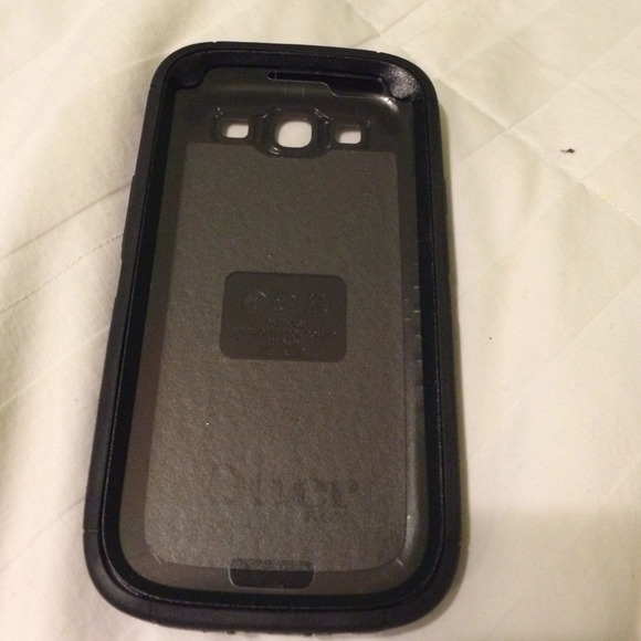 Defender otter box for galaxy s3
