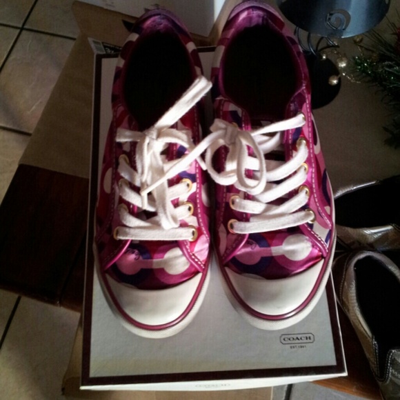 COACH SHOES