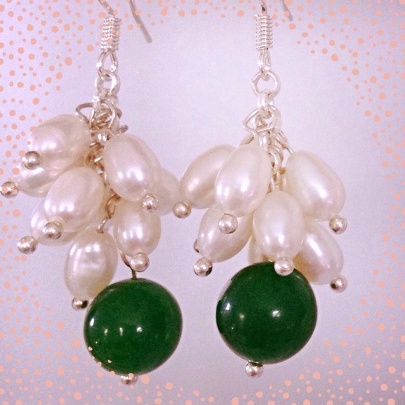 Genuine pearl and jade dangle earrings