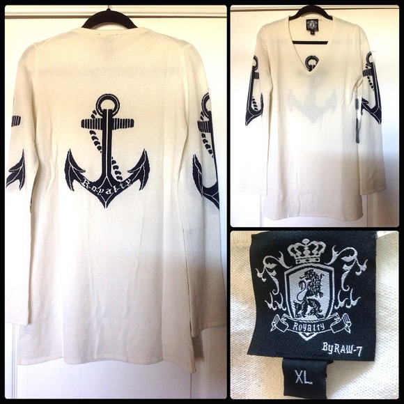 BUNDLED🚫RAW7 ⚓ Royalty Cashmere V-Neck Tunic NWT - Picture 2 of 2