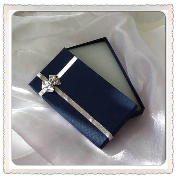 🌹SALE🌹Jewelry Set - Picture 4 of 4