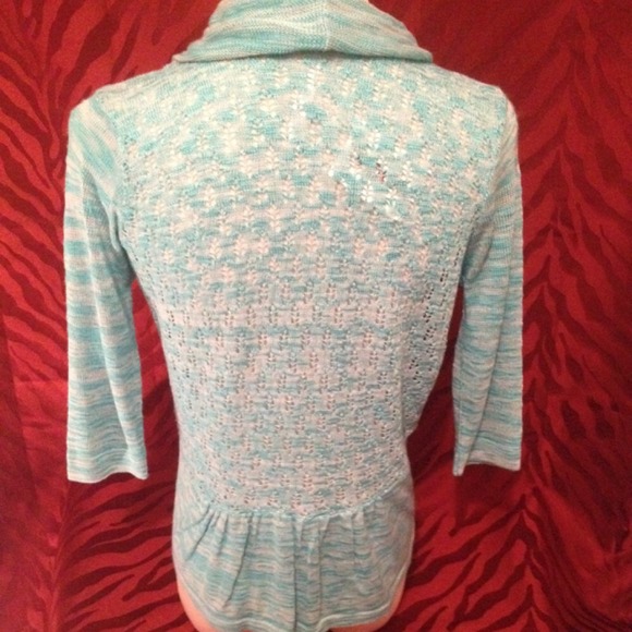 Quarter Length Knit Cardigan - Picture 3 of 4