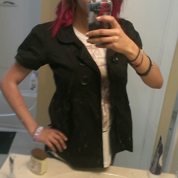 Button up black top - Picture 4 of 4