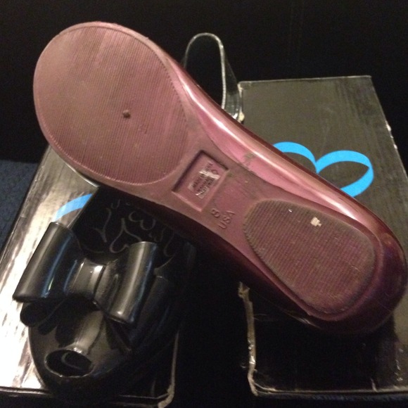 BootsiTootsi Flats. Two colors! - Picture 3 of 3