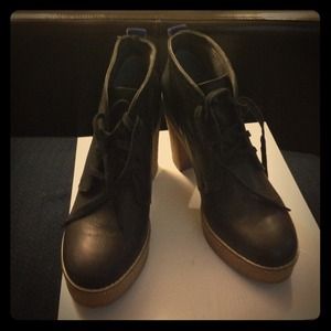 Gap Black Leather Booties