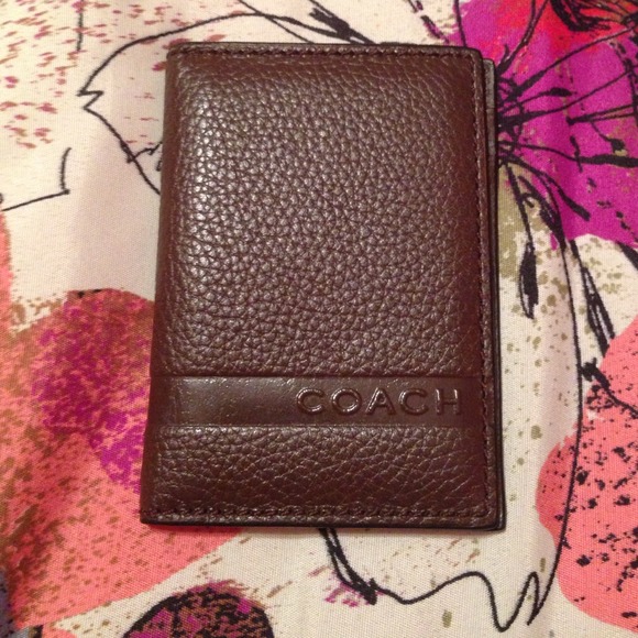 Coach wallet (35pp)