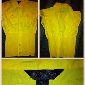 Ruffled shirt, never worn. Too big for me