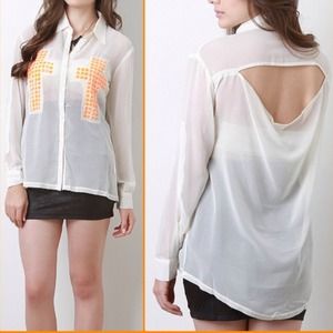 🎉HP🎉 💫Neon Studded Cross Blouse💫