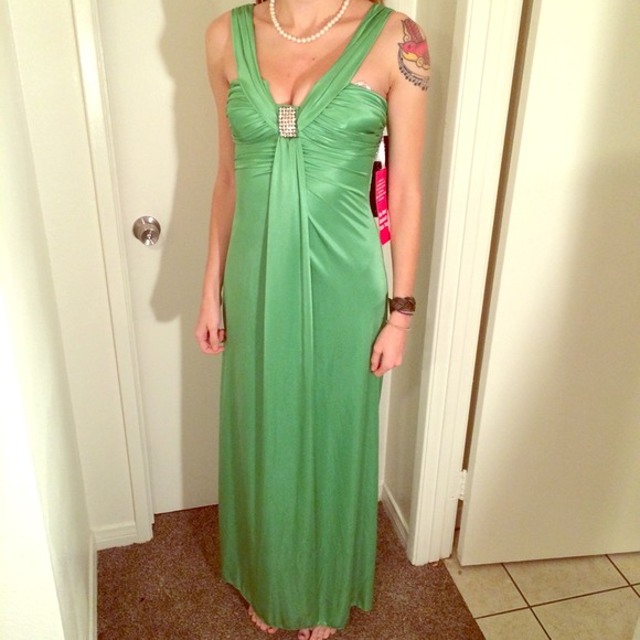 Light green prom dress - brand new!!