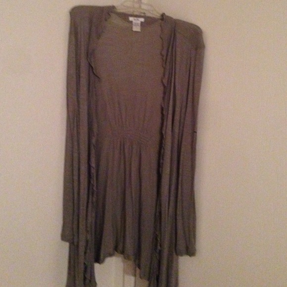 Large green sweater SOLD 👗👚👖👠👕 in a BUNDLE