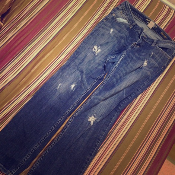Destroyed Denim Arizona Jean Co.