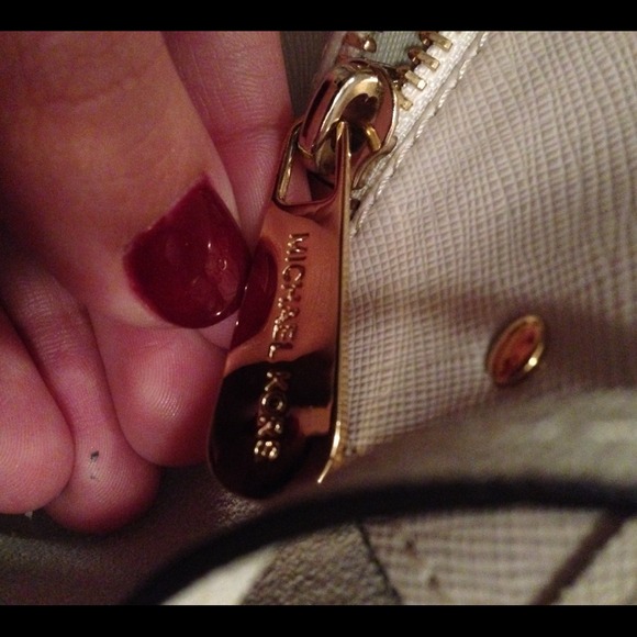 SOLD - Picture 4 of 4