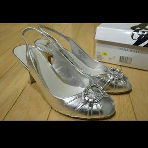 Nine West Algazir Peep-toe Slingback