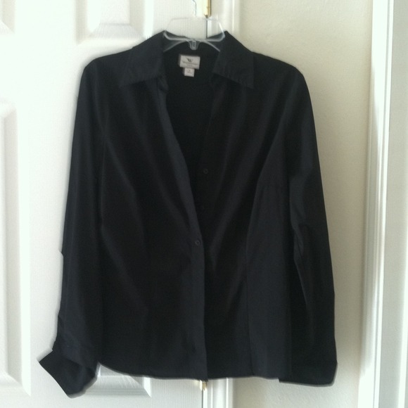 Collard button down dress shirt