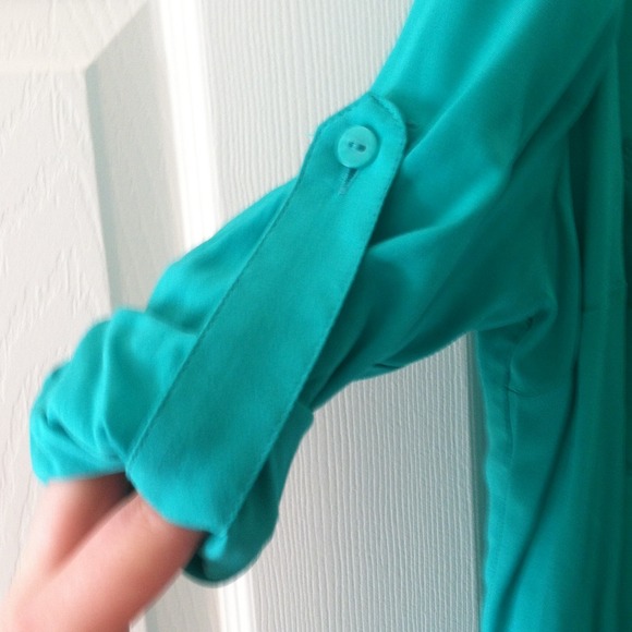 Buttoned down top - Picture 2 of 2