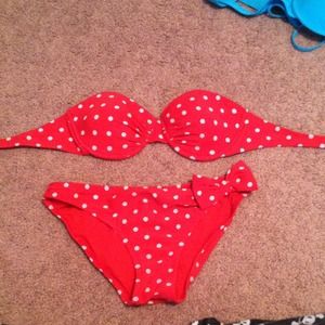 Adorable dotted bikini 😍